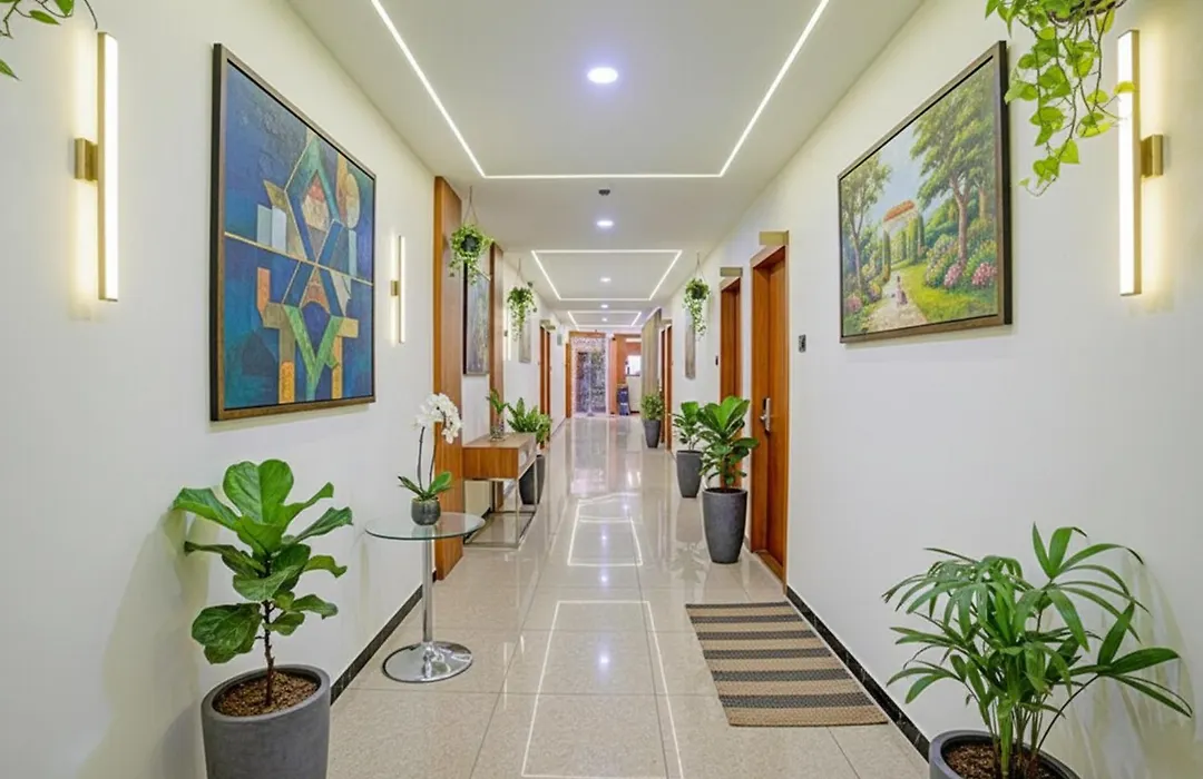 Fabhotel Royal Manor - Hospital Chowk-1