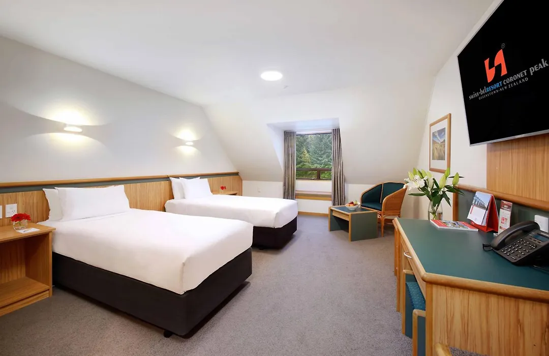 Swiss-Belresort Coronet Peak-1