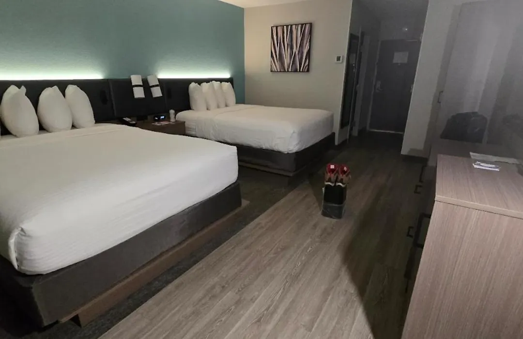 Best Western Aku Tiki Inn-1