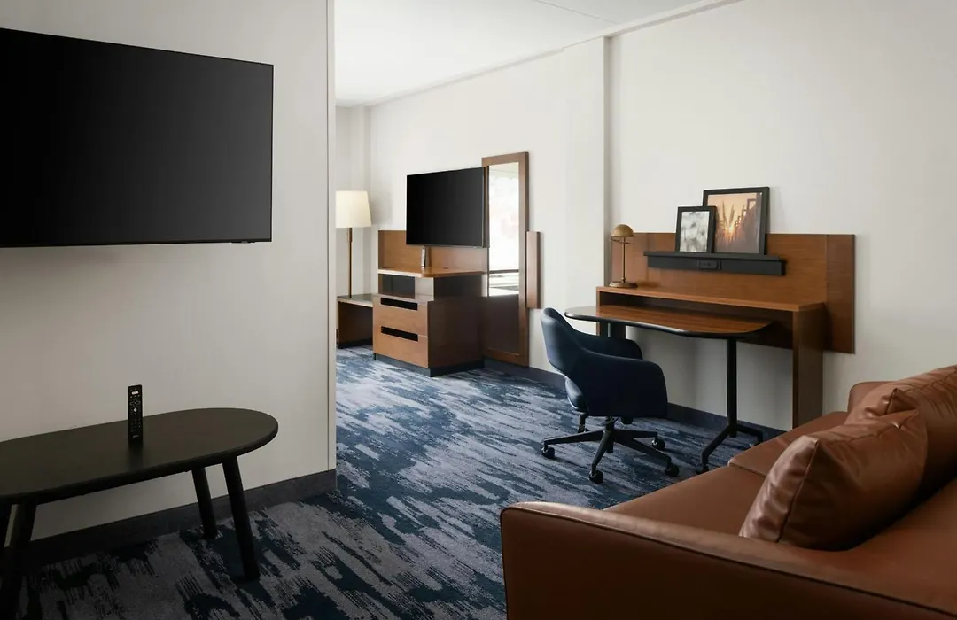 Fairfield Inn & Suites By Marriott Newark Liberty International Airport-1