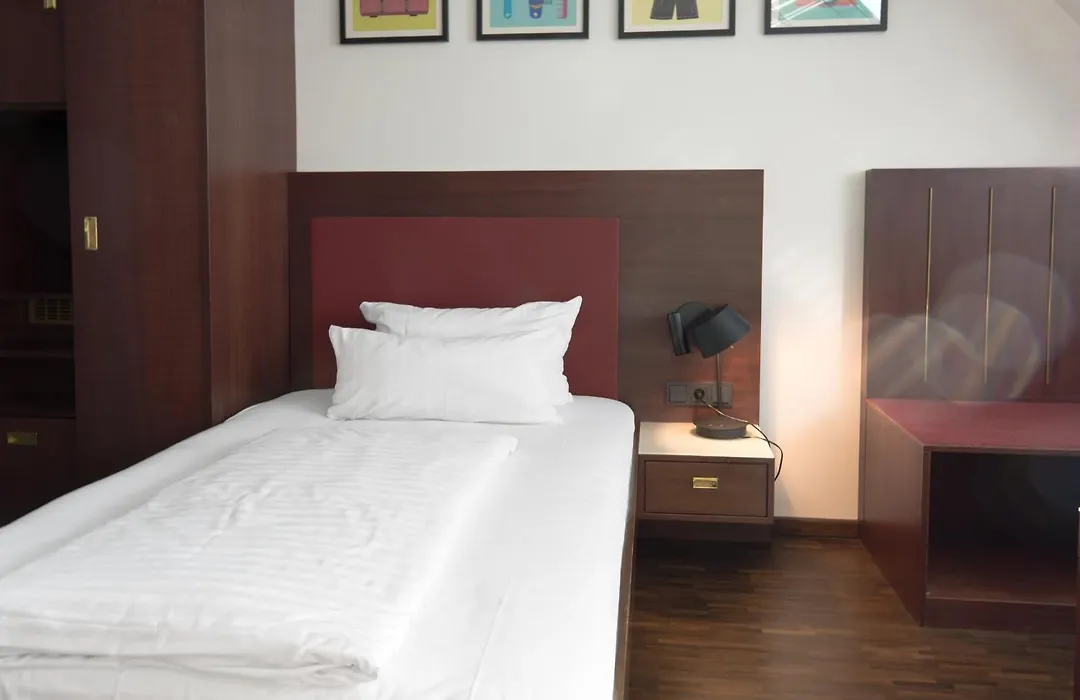Garner Hotel Frankfurt - Palmengarten By Ihg-1