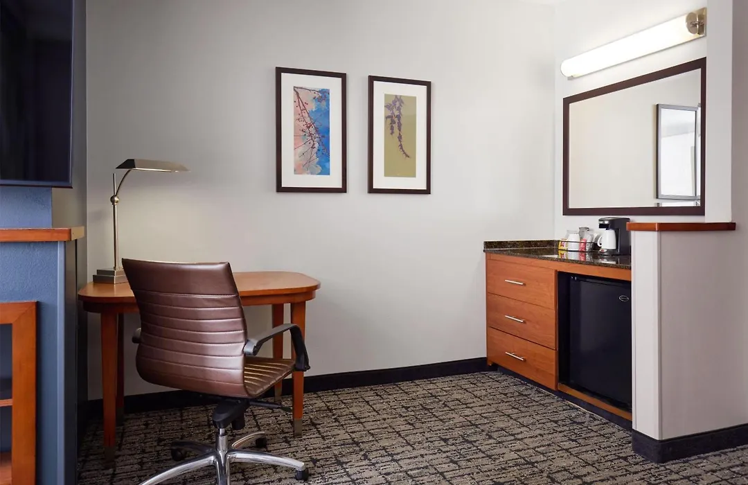 Hyatt Place Salt Lake City Downtown / The Gateway-1
