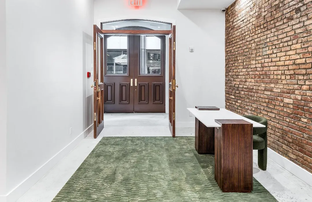Landmarked Nyc Townhome - Sleeps 10 -Group-Friendly-1