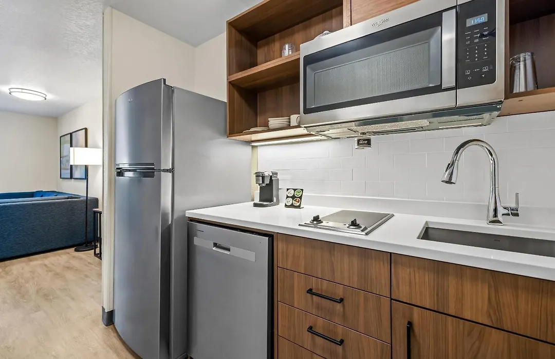 Everhome Suites Rochester Greece-1