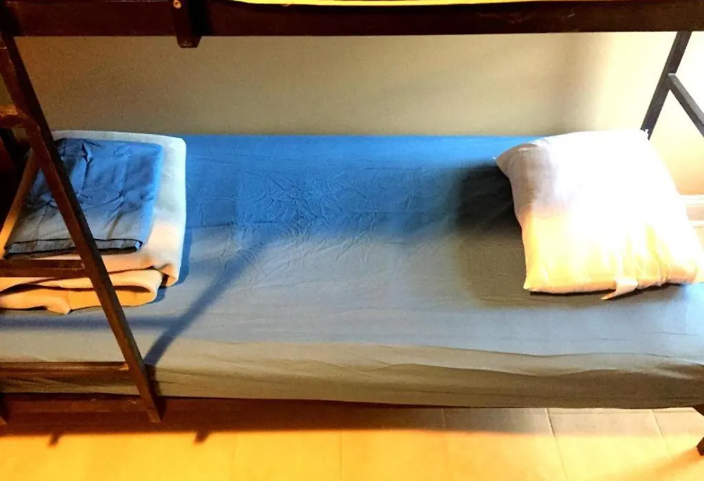 Mayflower Hospitality Hostel 1-1