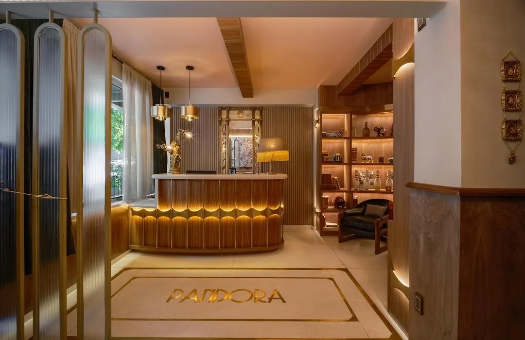 Pandora House-1