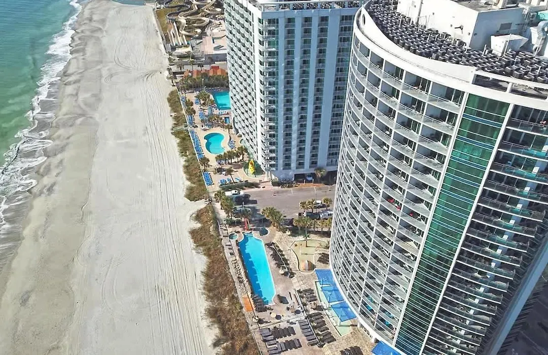 Amazing Beachfront Condo With Nice Hot Tub & Pools-1