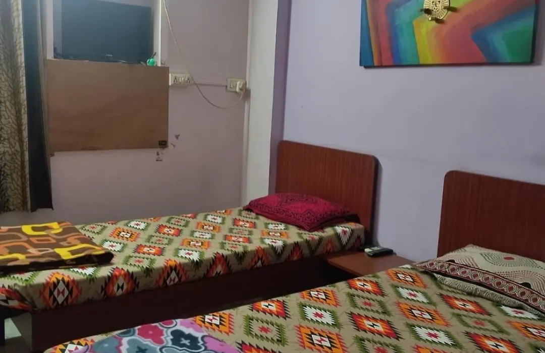 Shivyog Guesthouse-1