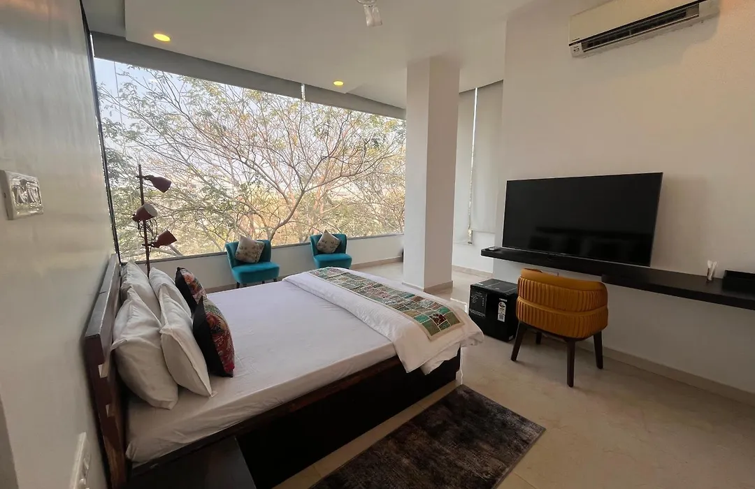 Hotel Golden Leaf-1