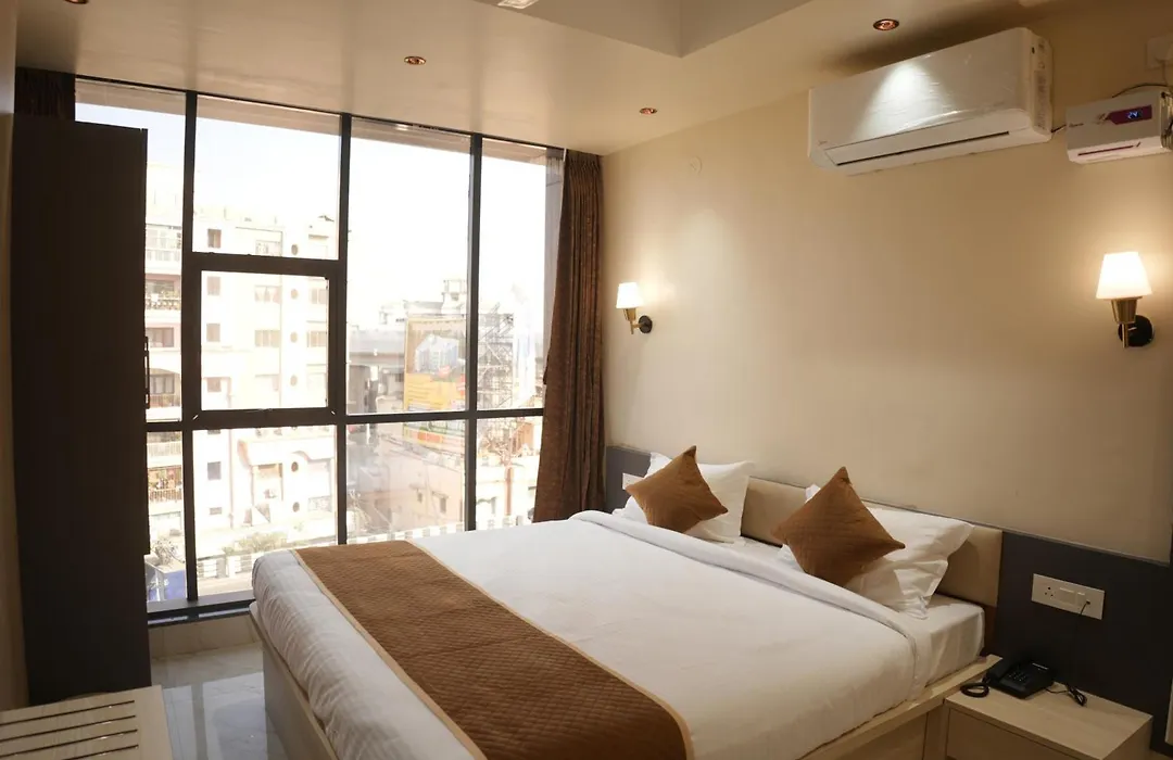 Hotel Jasraj Inn-1