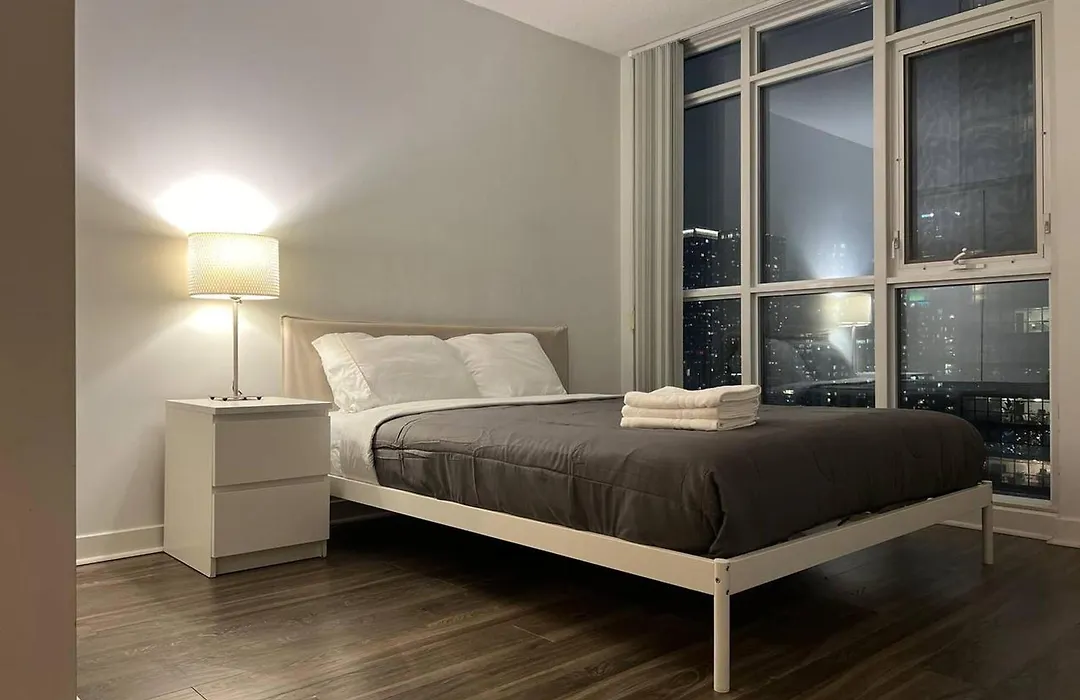 Dan Leckie Suites-1