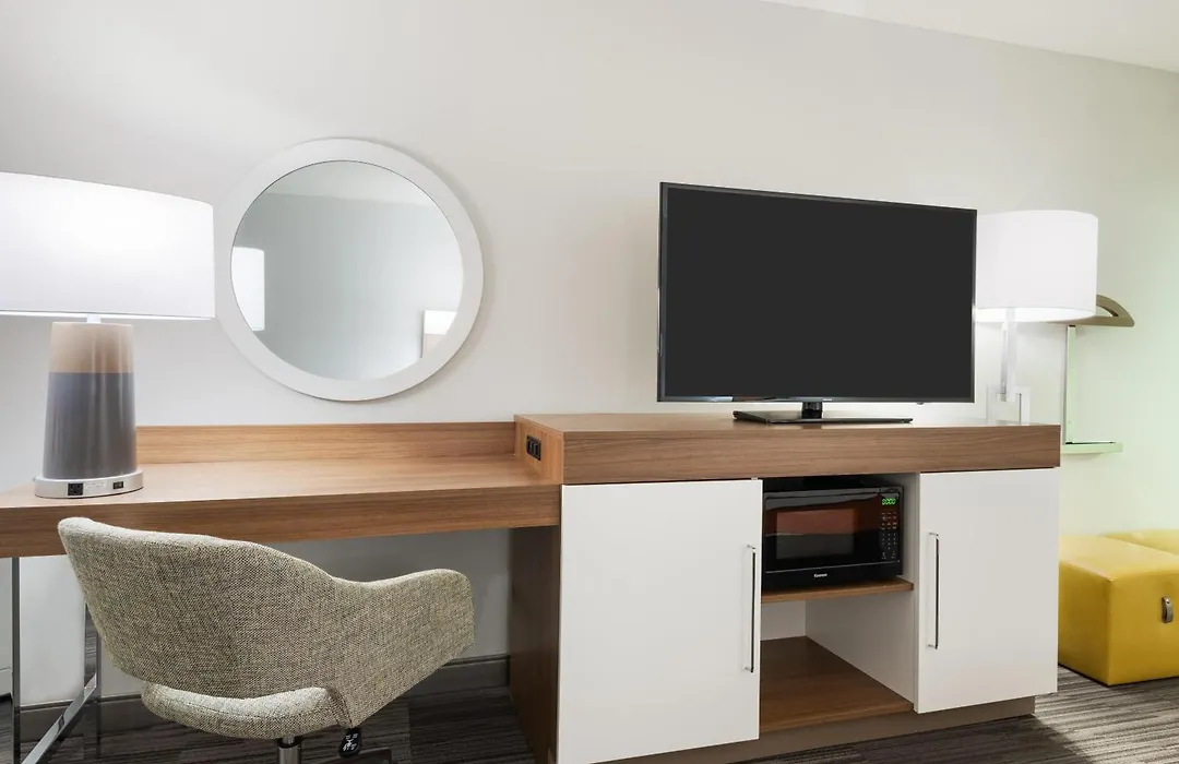 Hampton Inn & Suites Atlanta Buckhead Place-1