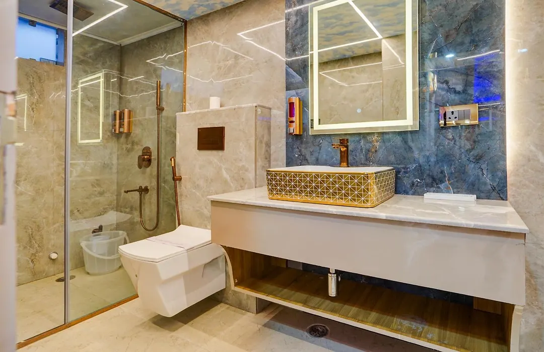 Hotel Armani Suites-Free Airport Pickup-1