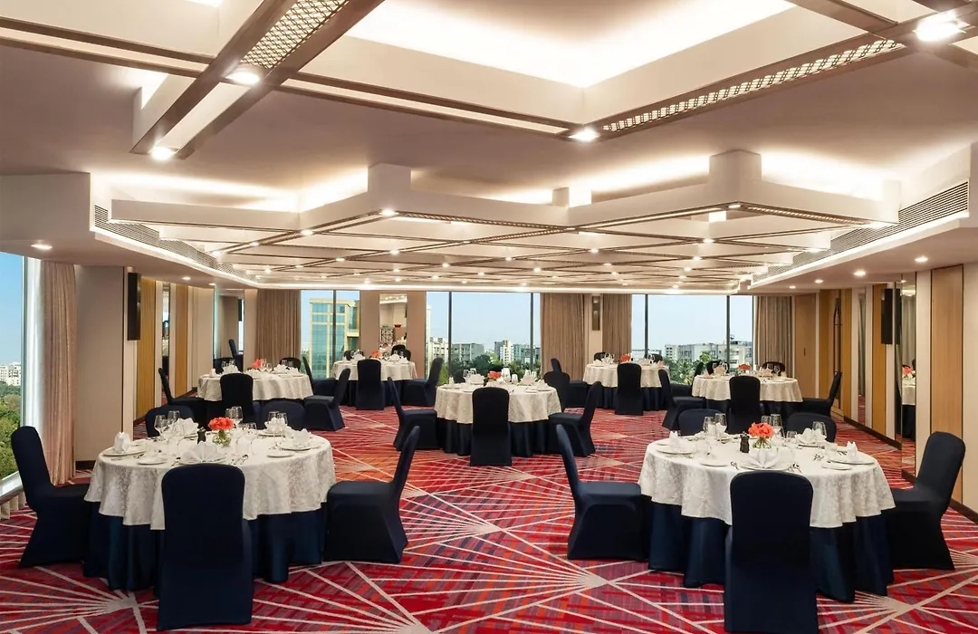Hilton Garden Inn Mumbai International Airport-1