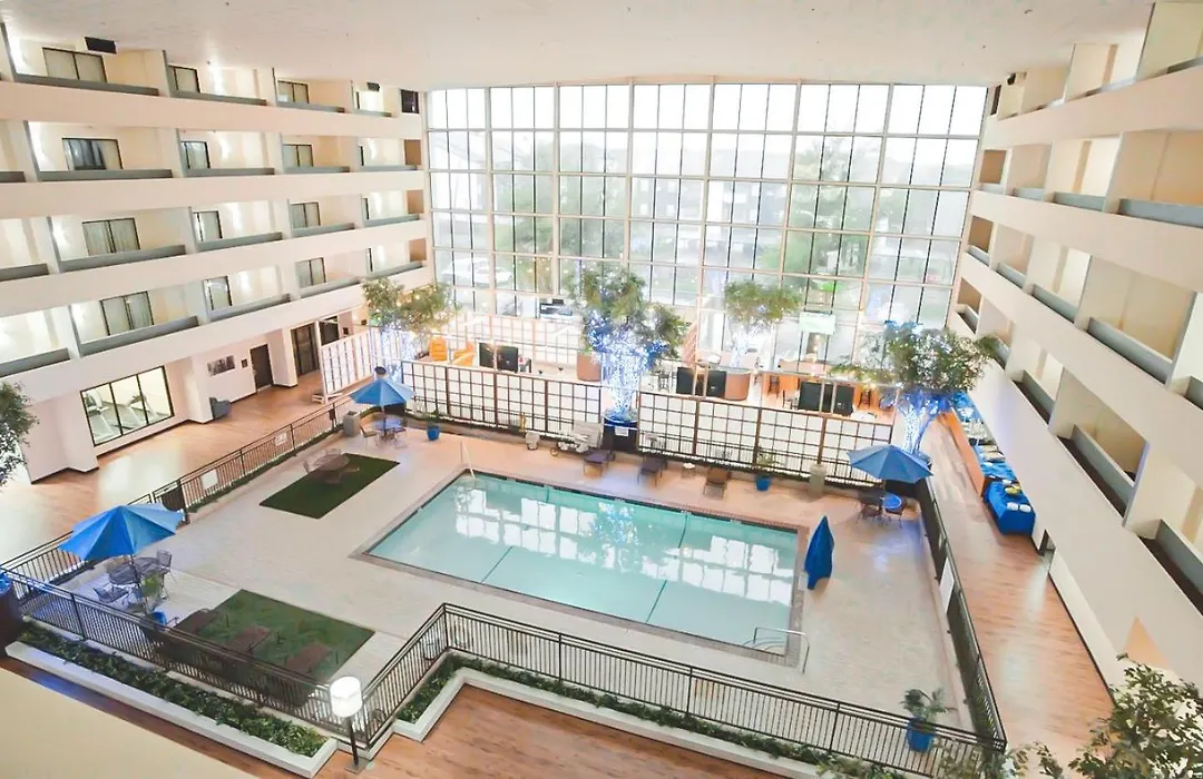 Atrium Hotel And Suites Dfw Airport-1