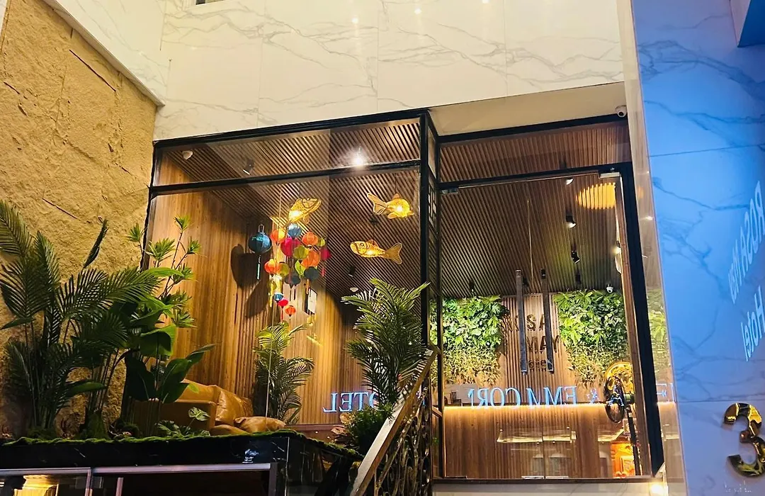 Rosa May Hotel-1