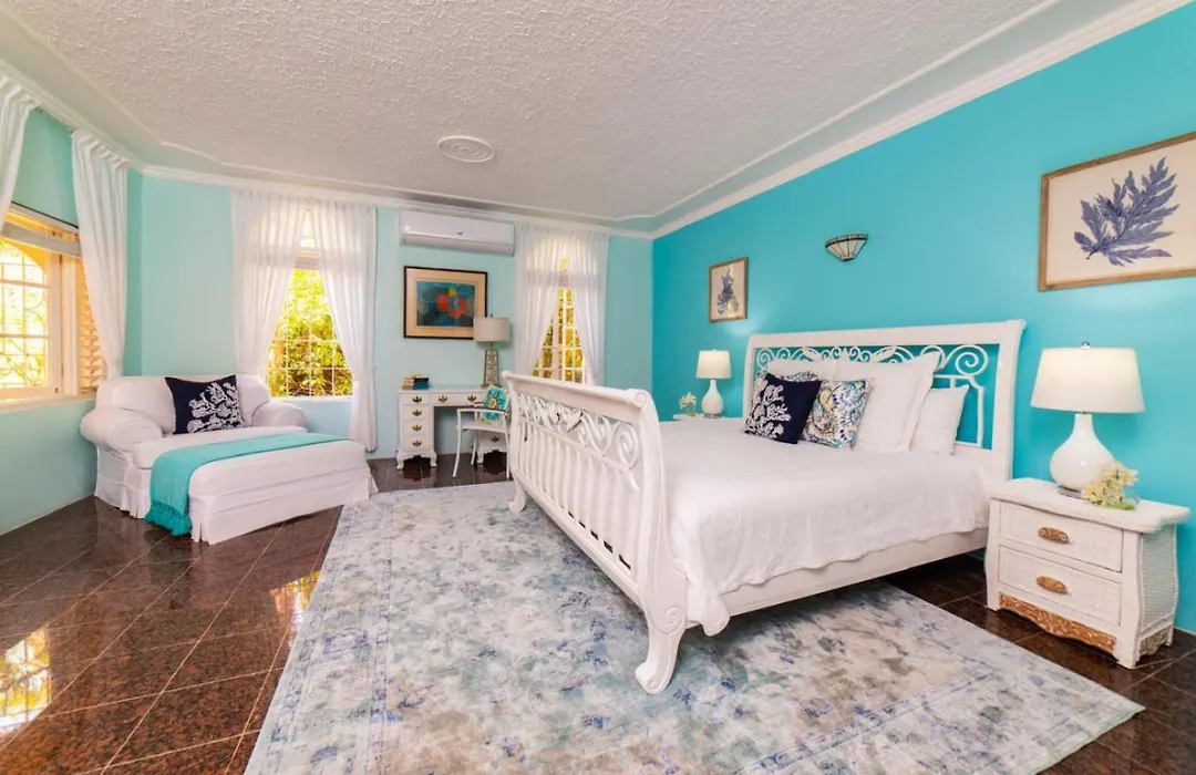 Summerhill Villa 9Br Montego Bay Retreat-1
