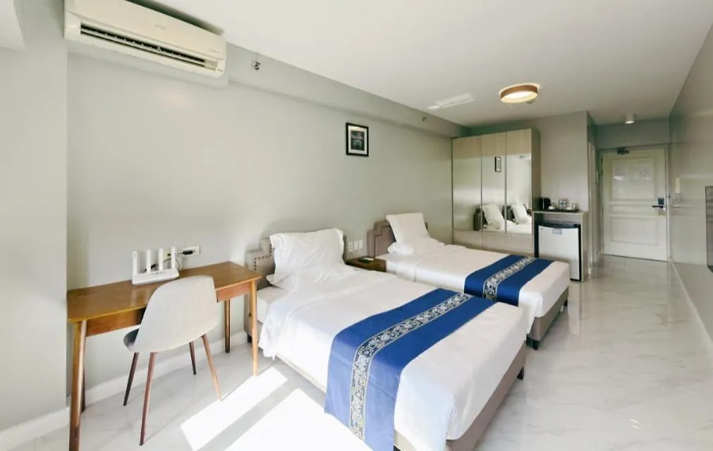 Extremeli Suites - Monarch-1