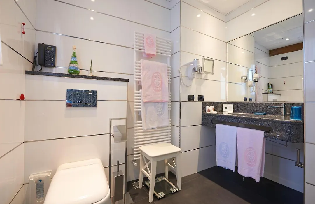 Rivoli Boutique Hotel-1