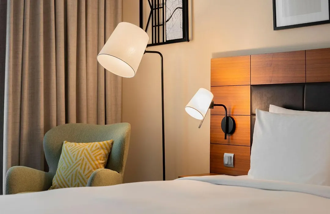 Hilton Garden Inn Frankfurt Airport-1