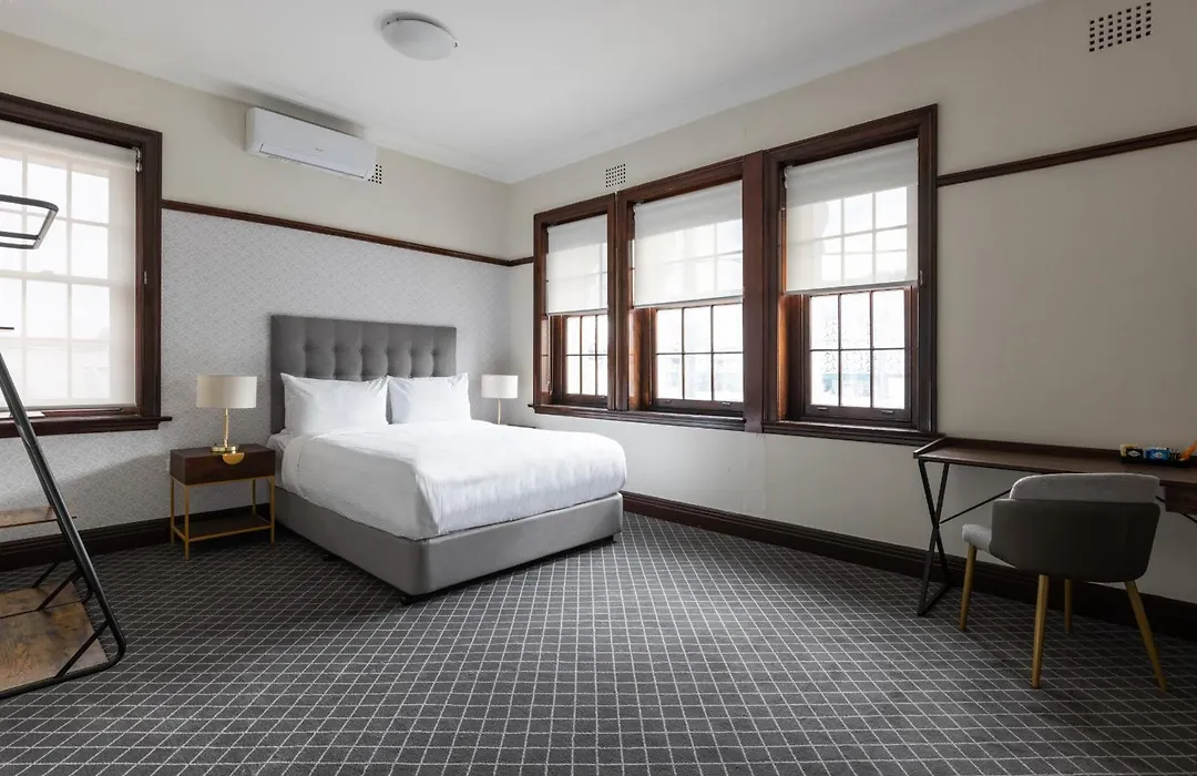 Southern Cross Hotel-1