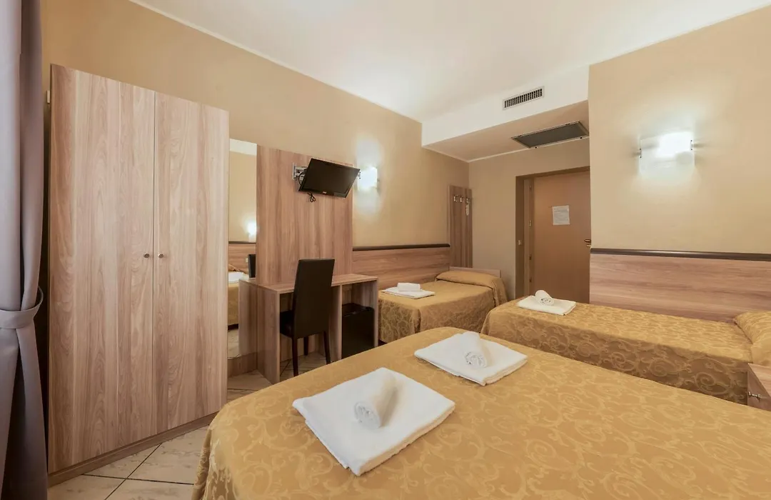 Hotel Brianza-1