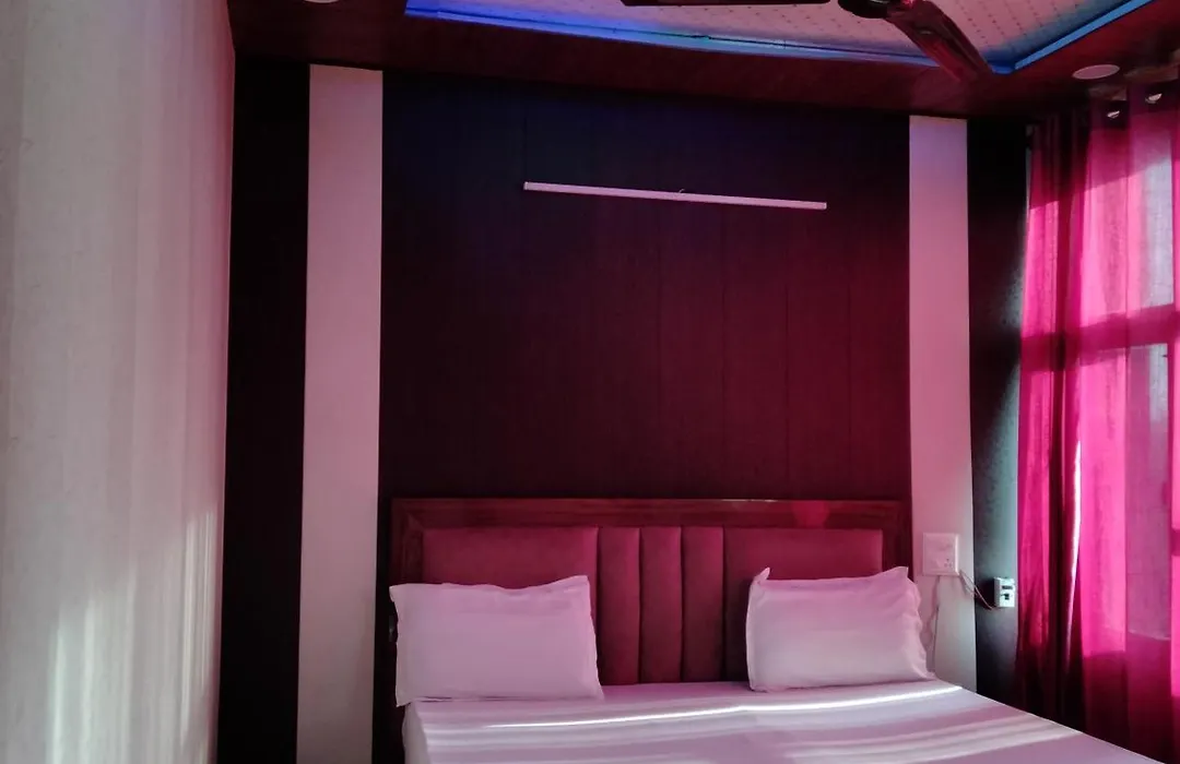 Hotel Diamond Palace 45C-1