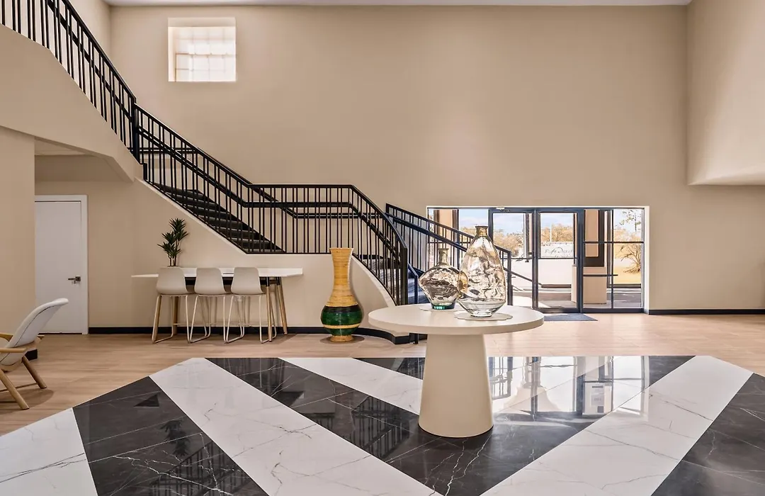 B&B Hotel Jacksonville Airport - Newly Renovated!-1