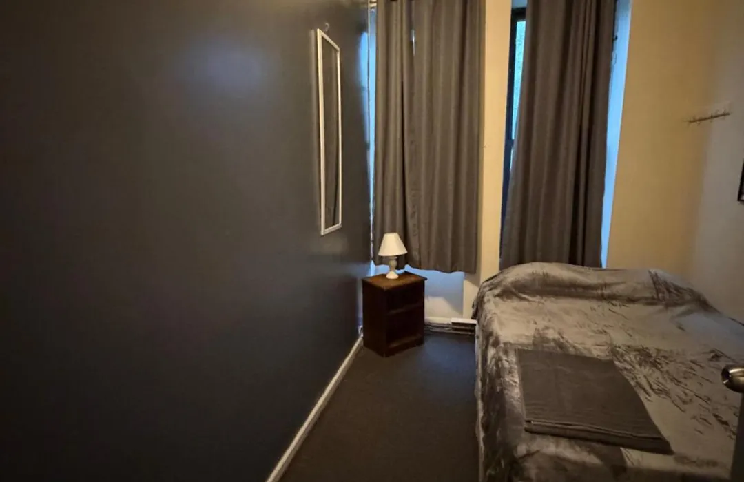 Macaw Guest House-1