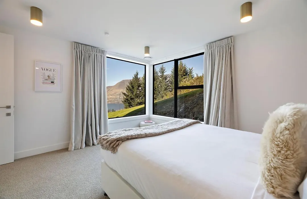 Vanda Heights-1
