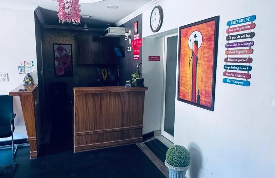 Royal Inn-1