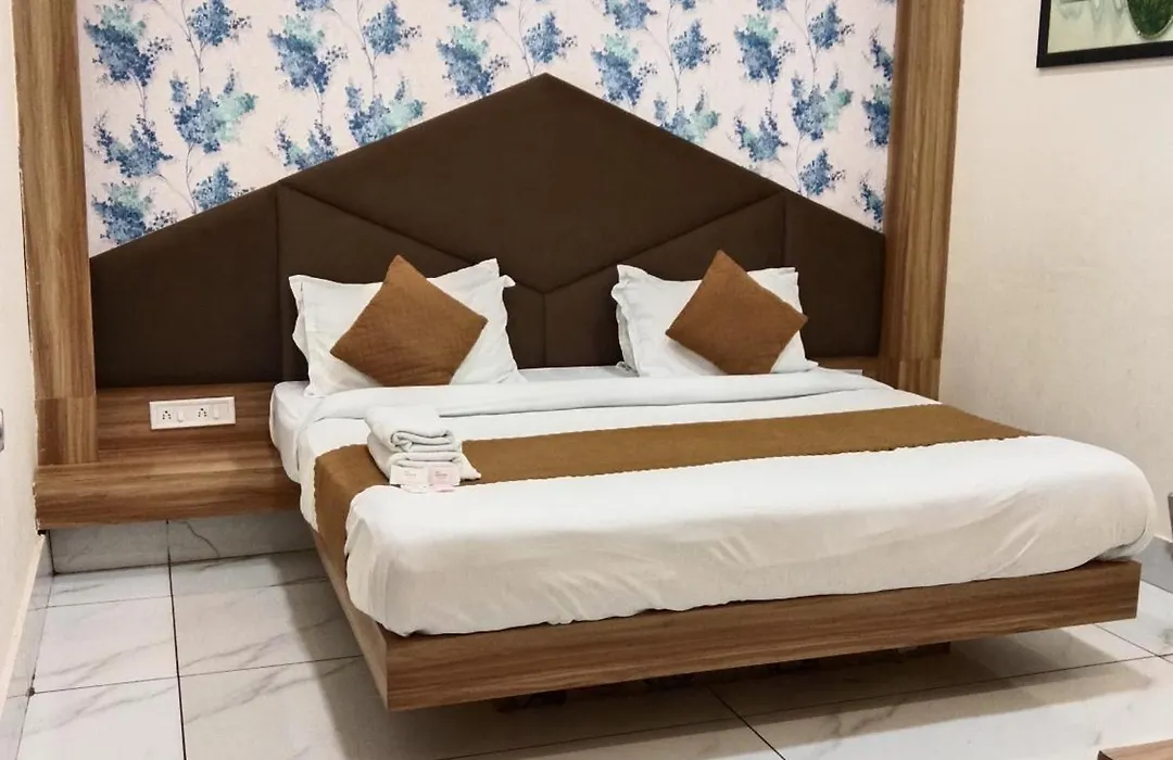 Hotel Shivay-1