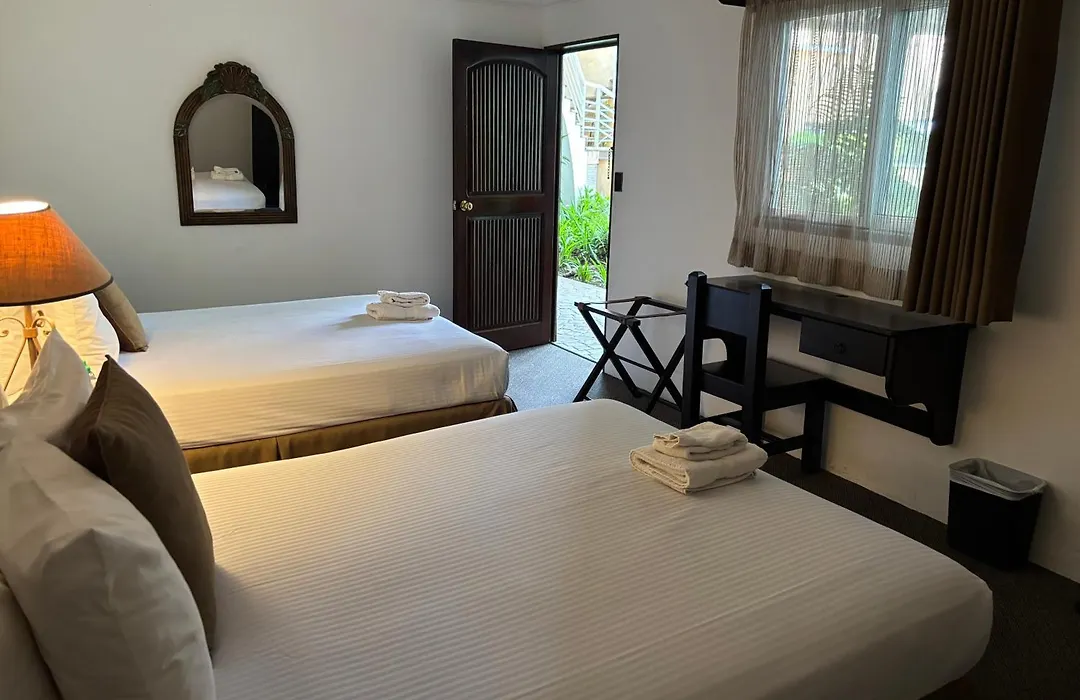 Hotel Ciudad Vieja-1