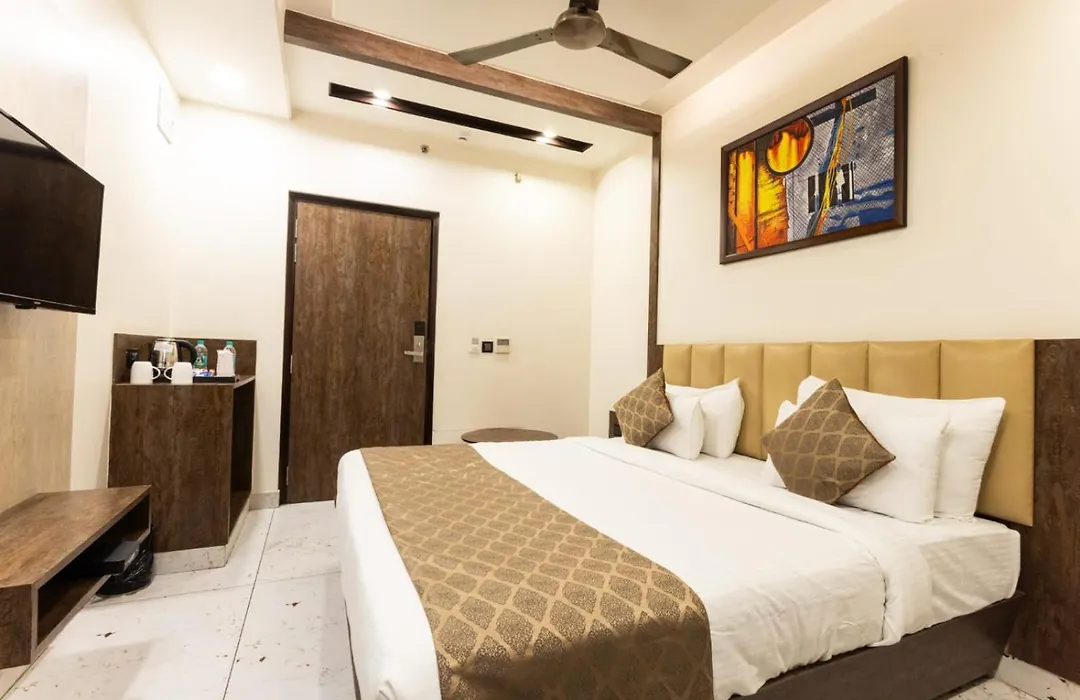 Hotel Aksh Inn-1