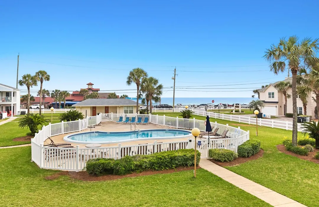 Tradewinds Condominium #25-1