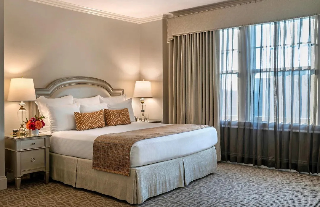 Warwick Melrose Hotel-1