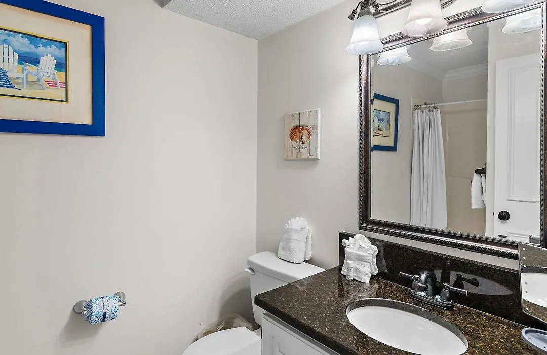 Tradewinds Condominium #2-1