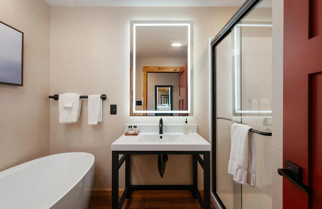 Tamarack Lodge-1