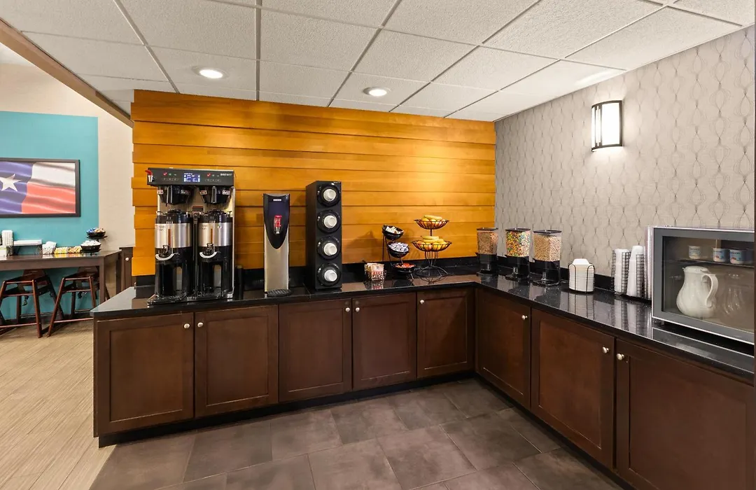 Heritage Inn & Suites San Antonio Airport, Trademark Wyndham-1
