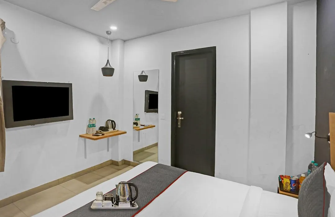 Townhouse Nangal Raya Pankha Road-1