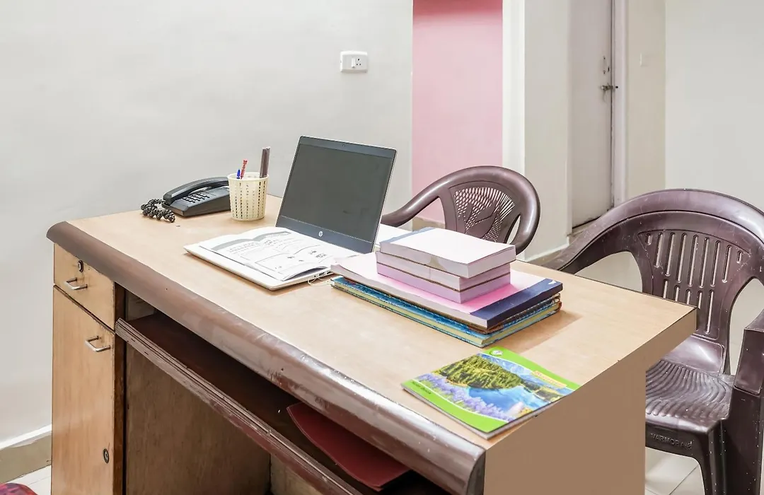 Hotel O Gayatri Guest House-1
