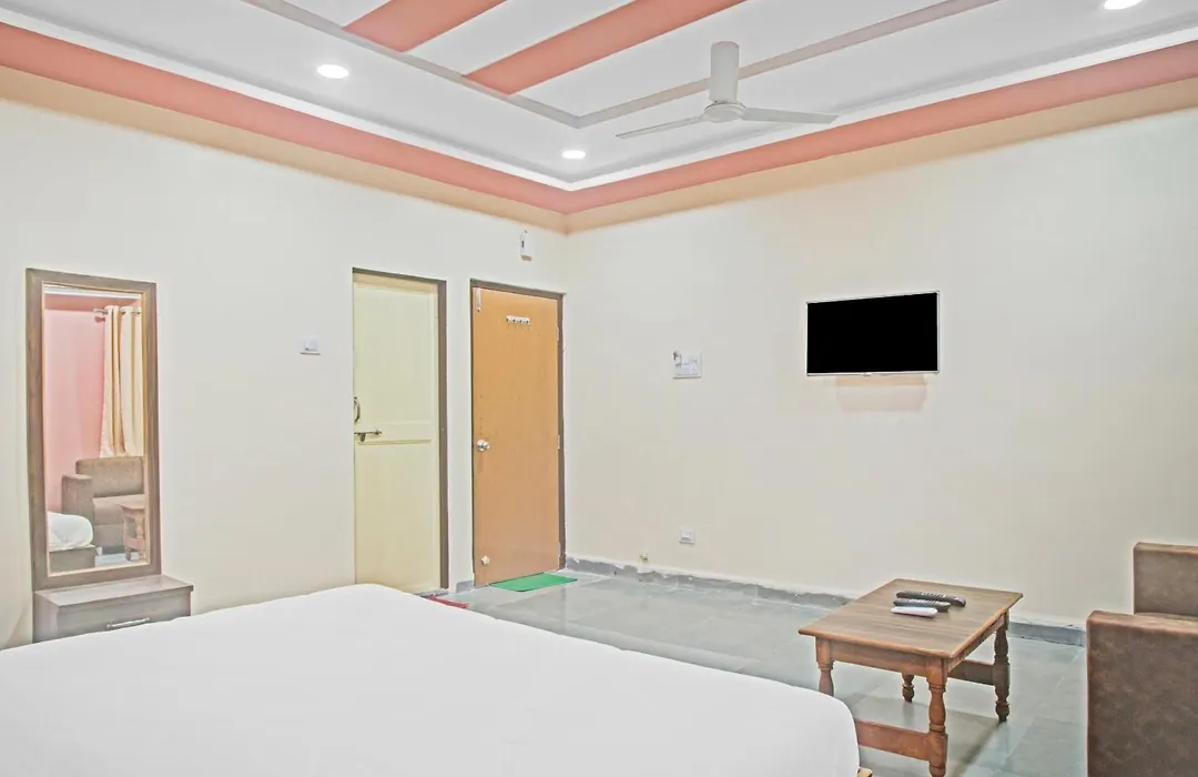 Hotel O Patil-1