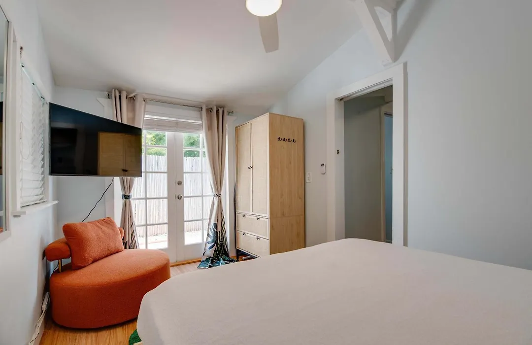 Curry Mansion Inn-1