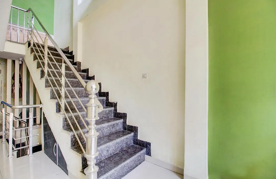 Hotel O Satyam Shree-1