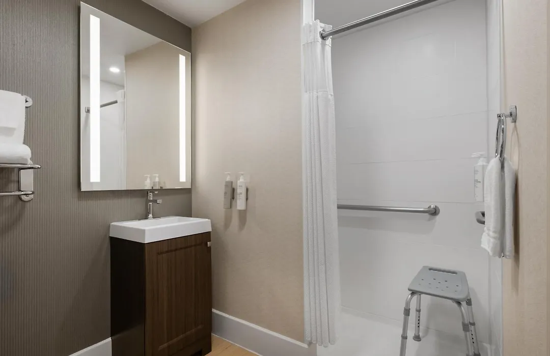 Hilton Garden Inn Portland Airport-1