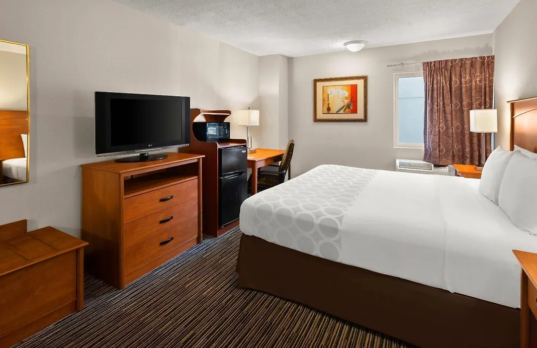 Park Inn By Radisson, Detroit Metro Airport-1