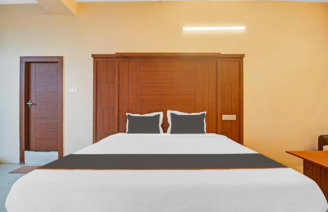 Collection O Hotel Aqua Villa Near Netaji Subhash Chandra Bose International Airport-1