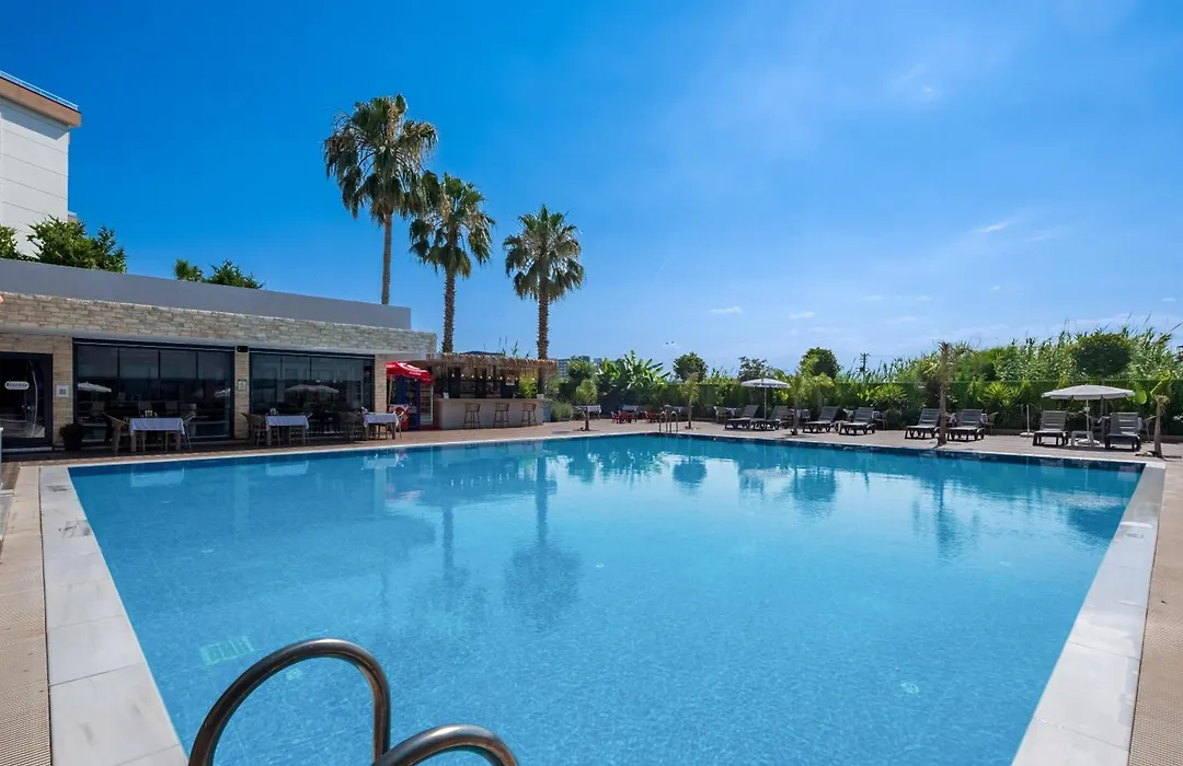 Laristone Suite Spa Hotel-1