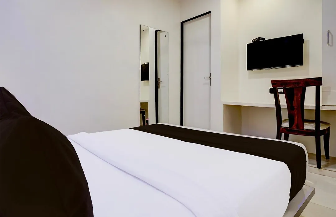 Hotel O Golden Star-1
