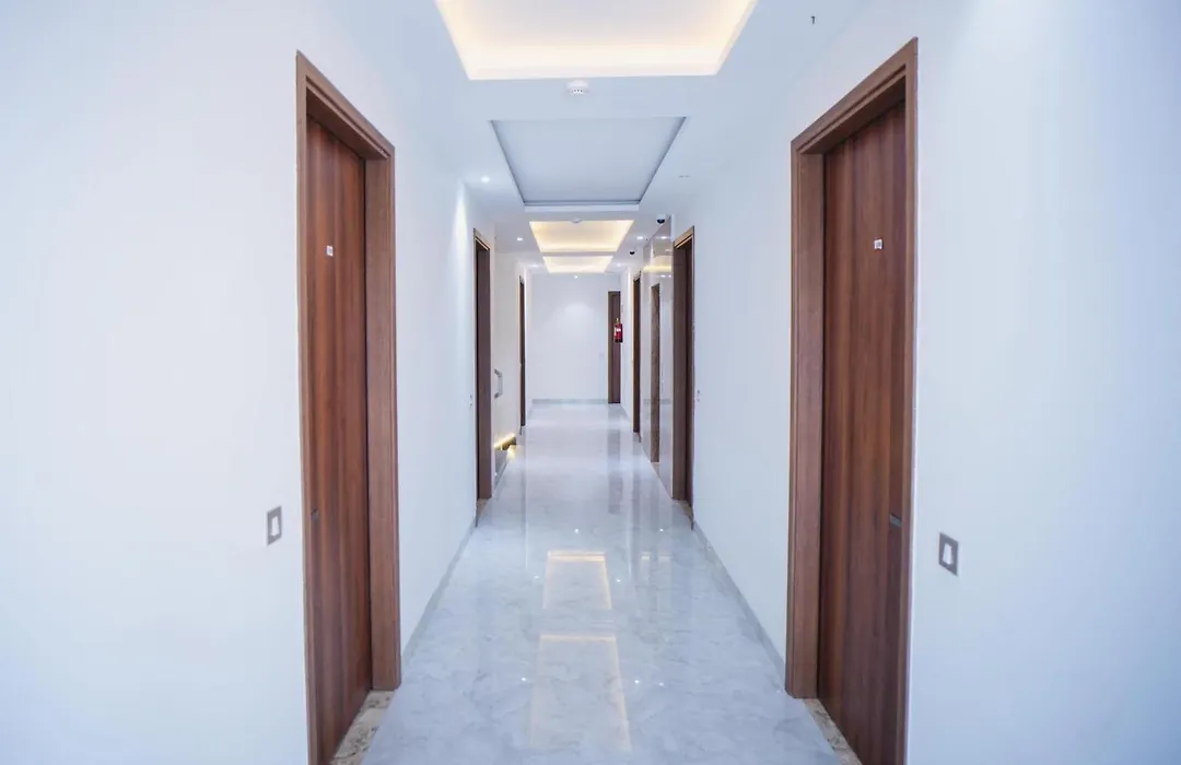 Haris Court- Cyber Hub-1